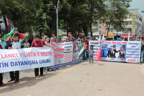 Akyazı gönüllü kuruluşları ve siyasi partiler adına basın açıklaması